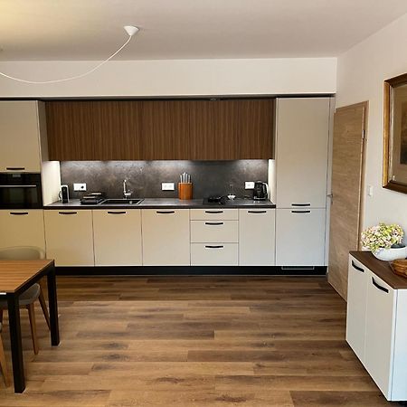 Apartman Hruska Černý Dŭl Esterno foto